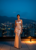 Vestido Nocturno de Satén Elegante