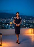 Vestido Cóctel Calvin Klein con Detalles en Hombros