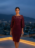Vestido Borgoña de Encaje Floral
