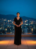 Vestido Elegante Negro con Mangas
