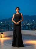 Vestido de Noche Encaje y Volantes