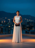 Elegancia Nocturna en Blanco