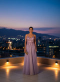 Vestido de Noche Lavanda con Bordado Floral