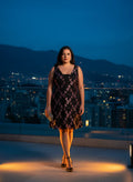 Vestido de cóctel floral con encaje nocturno