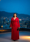 Vestido Maxi Rojo con Escote Cruzado y Mangas Acampanadas